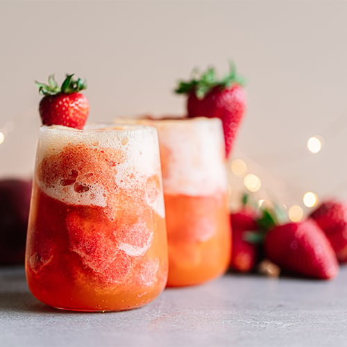 peach and strawberry crush mocktail