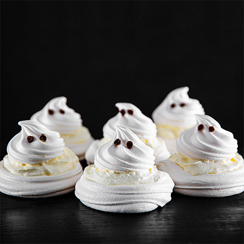 Meringue ghosts
