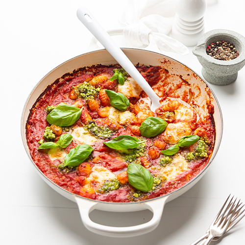 PESTO & TOMATO GNOCCHI BAKE