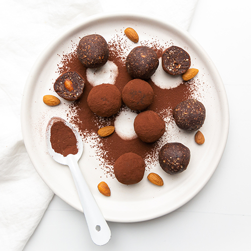 SCORCHED ALMOND BLISS BALLS