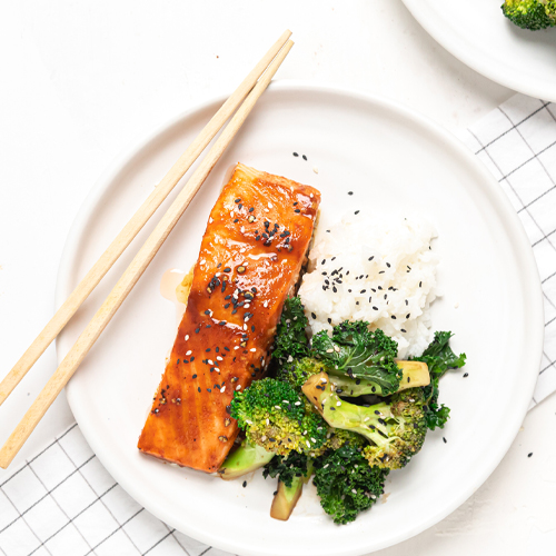 SESAME-KALE-&-BROCCOLI-WITH-SALMON