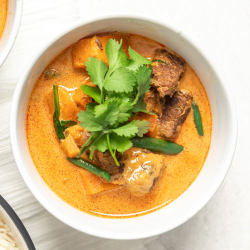 botanist på vegne af min Slow cooker Thai beef curry | New World