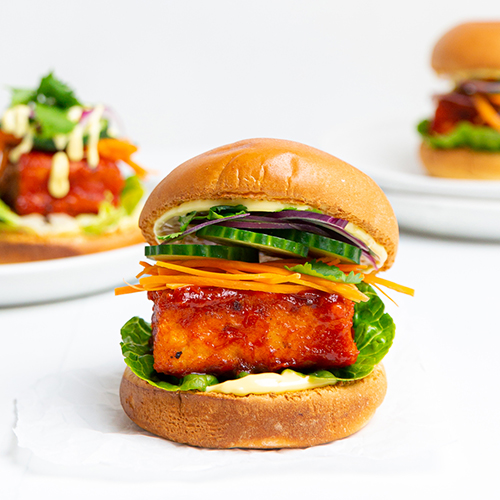 Sweet-&-spicy-tofu-burger