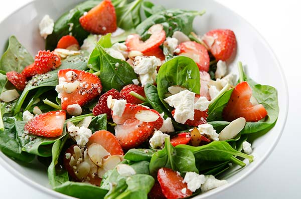 Feta spinach and strawberry salad