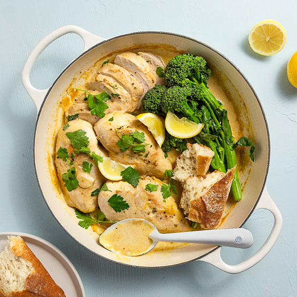 chicken with garlic and white wine sauce