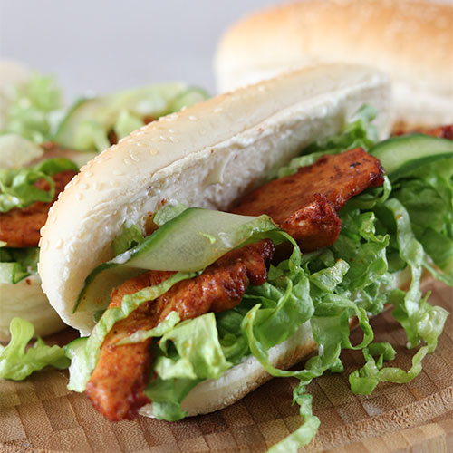 Smoky chicken po boy