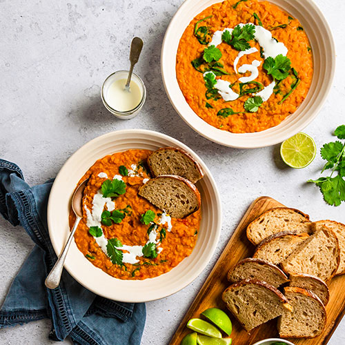 Creamy coconut red lentil curry | New World