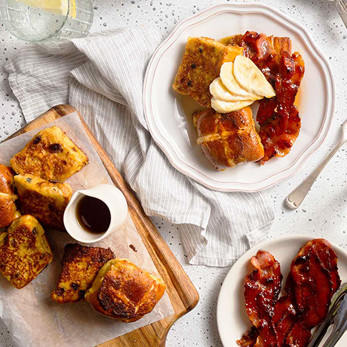 Hot cross bun French toast