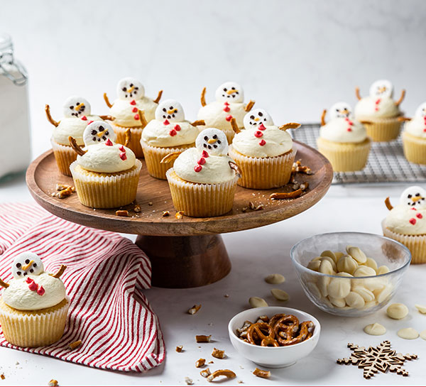Melted Snowman Cupcakes photography - final recipe result