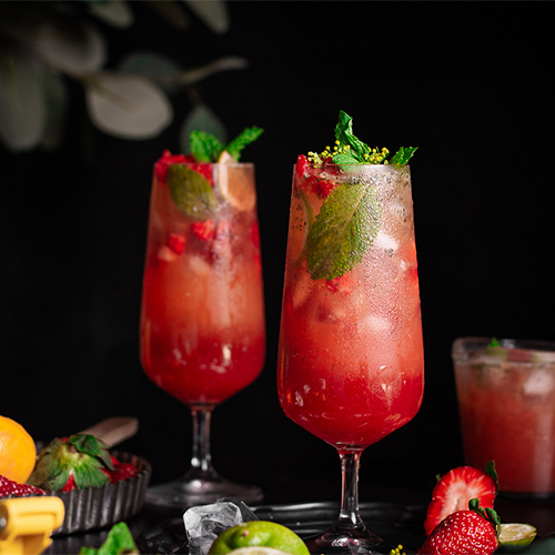 Strawberry, mint and lime mocktail