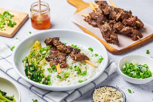 Sesame sriracha and honey beef skewers