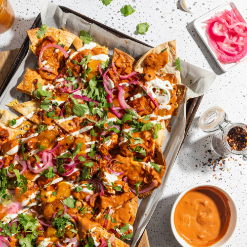 Butter chicken naanchos