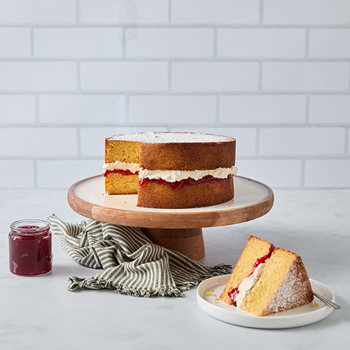 Simple vanilla cake