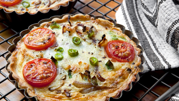 Bacon and egg pie | New World