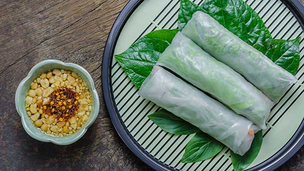 salmonspringrolls