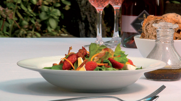 pancettasummerberrysalad
