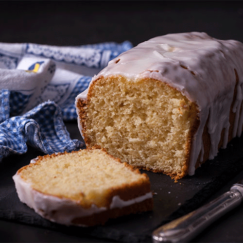 Lemon yoghurt cake 