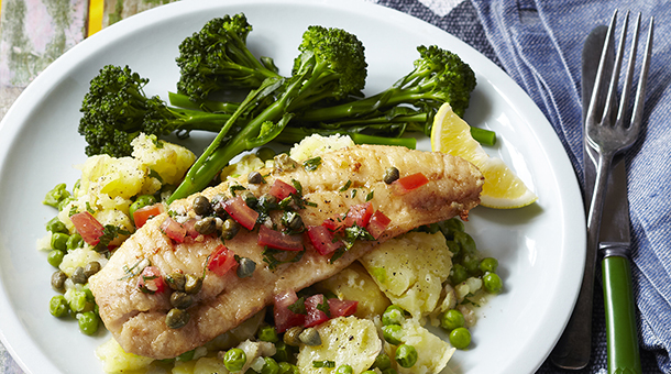 marketfishwithcrushedpotatoespeasandmint