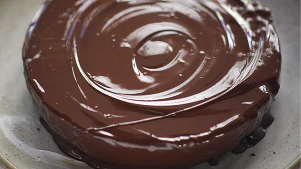 whittakersclassicchocolatecake