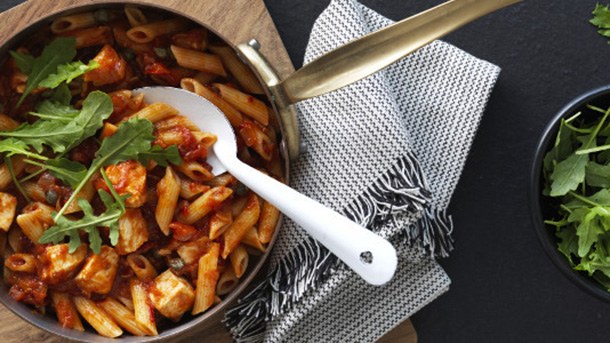 spicychickenandtomatoarrabiattarecipeimage
