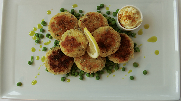 110419splfishcakes