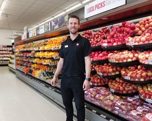 New World; Hokitika; produce; Apples